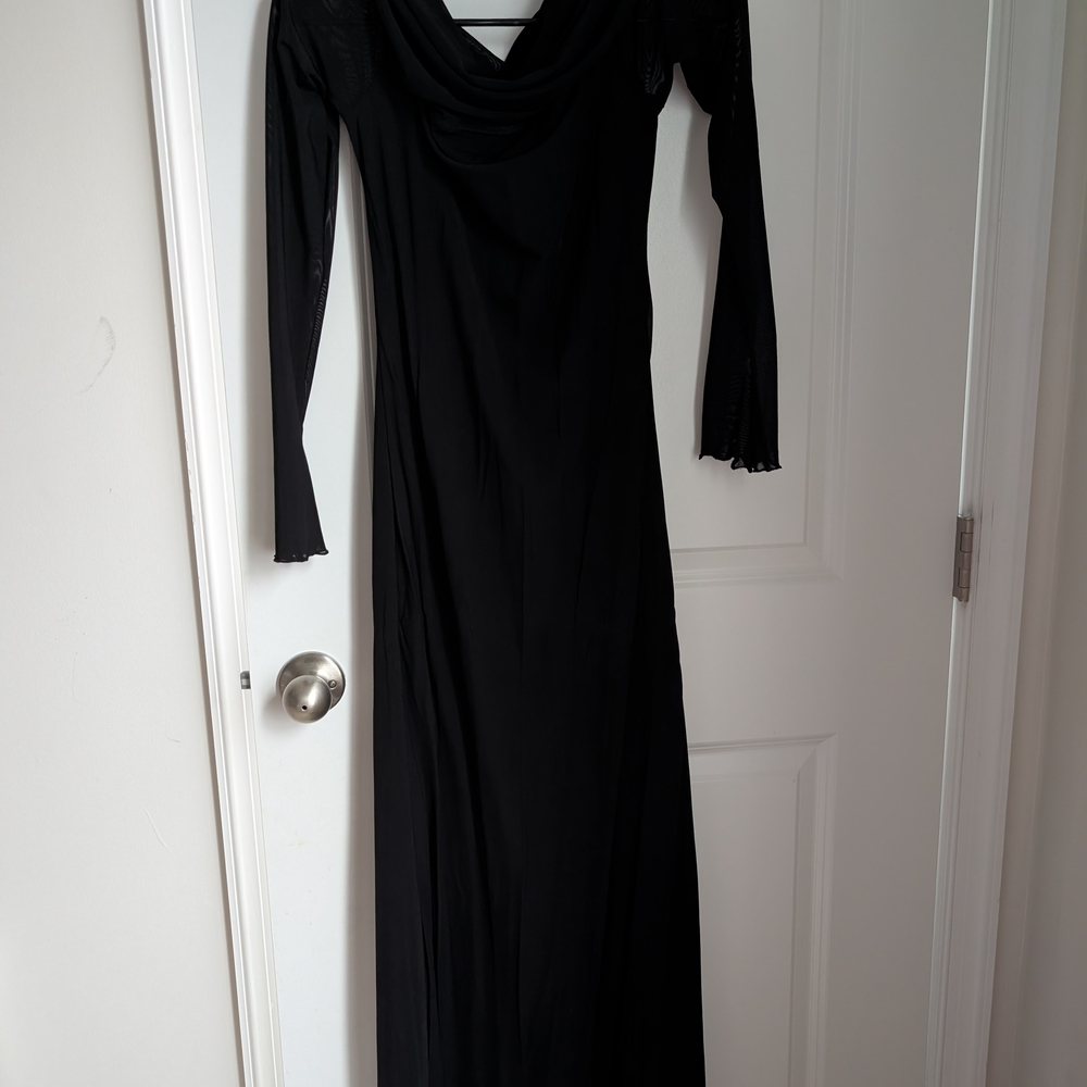 Elegant Black Evening Dress